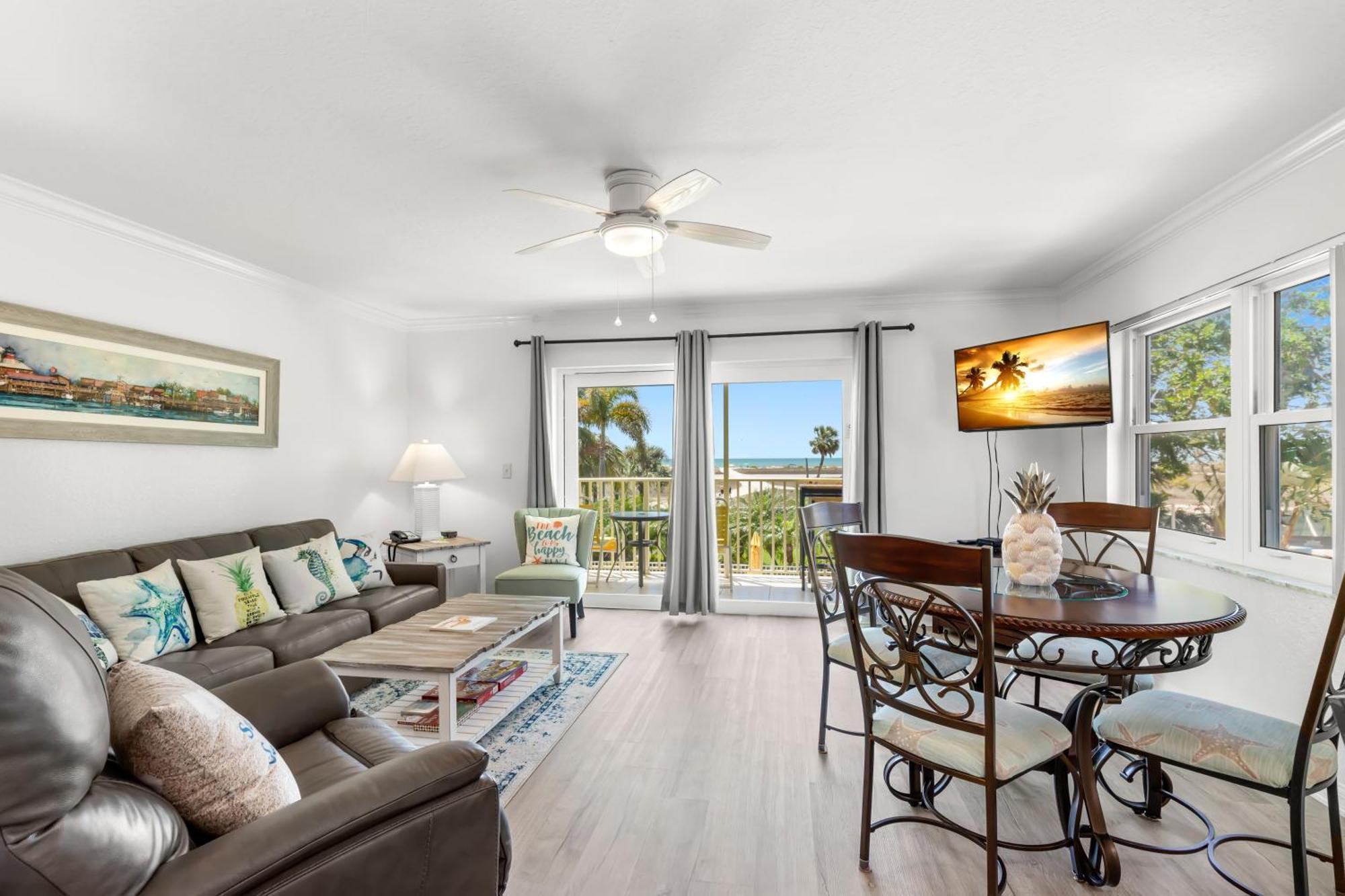 South Beach Oceanfront Resort Сейнт Пийт Бийч Стая снимка