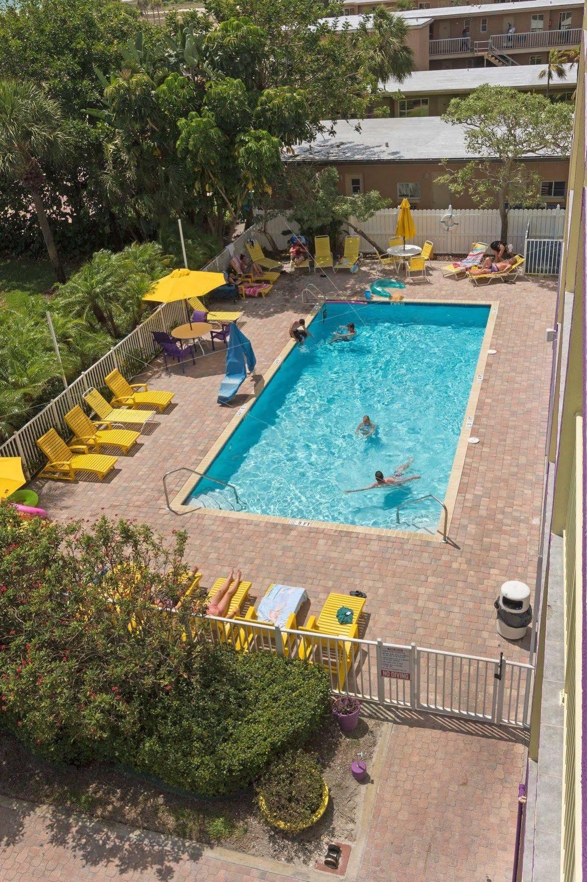 South Beach Oceanfront Resort Сейнт Пийт Бийч Екстериор снимка