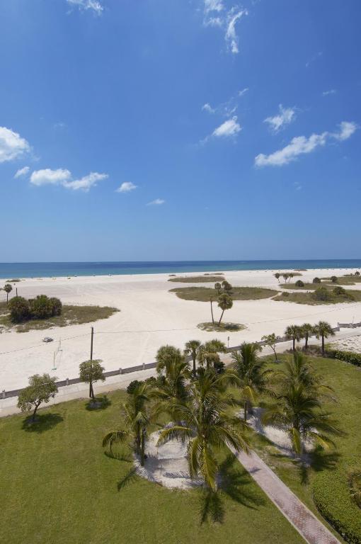 South Beach Oceanfront Resort Сейнт Пийт Бийч Екстериор снимка
